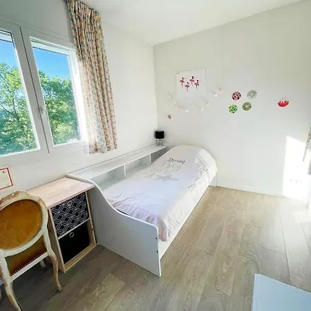 Jularose Avec Piscine, Jacuzzi, Terrasse, 20 Min Des Plages Saint-Jean-de-l'Esterel
