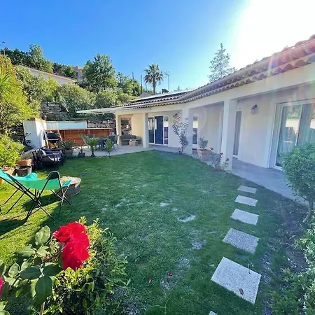 Jularose Avec Piscine, Jacuzzi, Terrasse, 20 Min Des Plages * Saint-Jean-de-l'Esterel