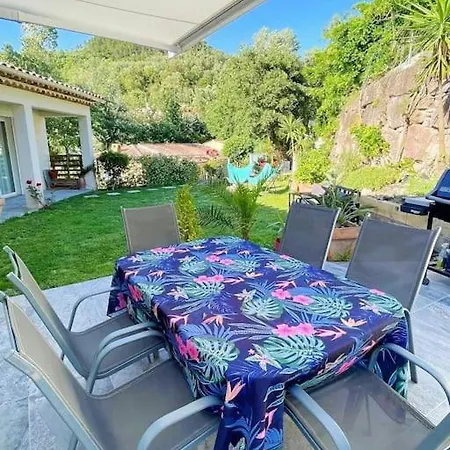 וילה Jularose Avec Piscine, Jacuzzi, Terrasse, 20 Min Des Plages Saint-Jean-de-l'Esterel